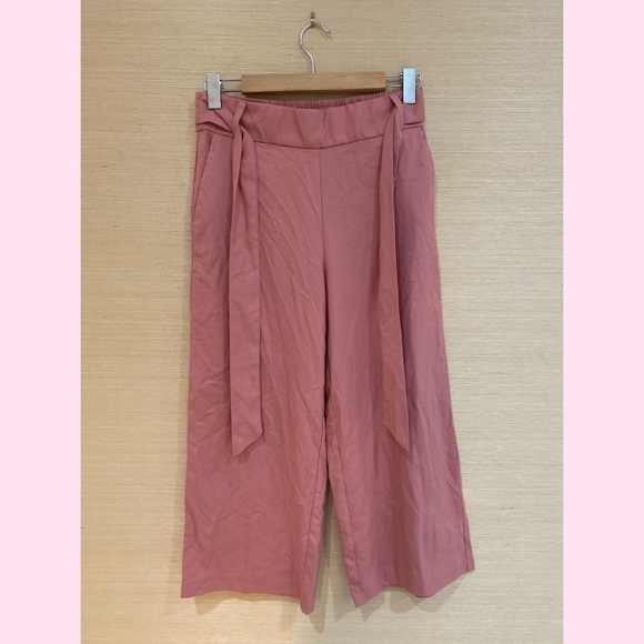 Zara Cropped Wide Legged Pants - Picture 2 of 5